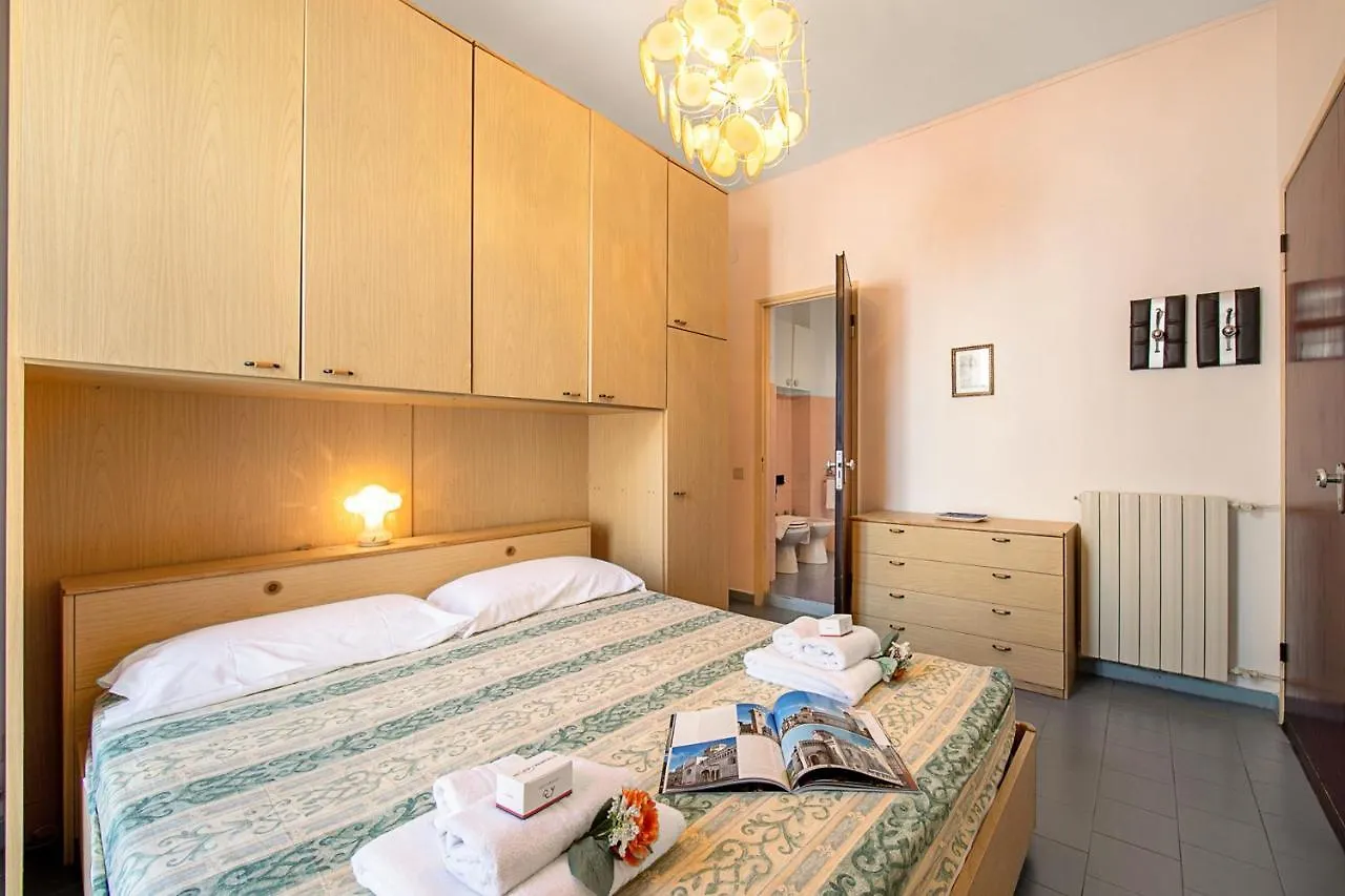 Casa Cabana - 200M From The Sea - Happy Rentals Alassio Apartment