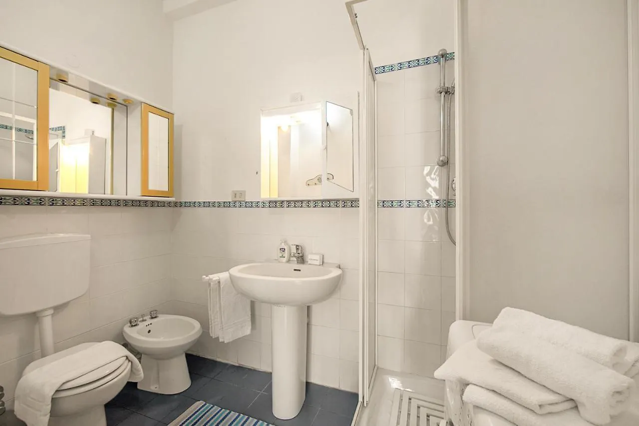 Apartment Casa Cabana - 200M From The Sea - Happy Rentals Alassio