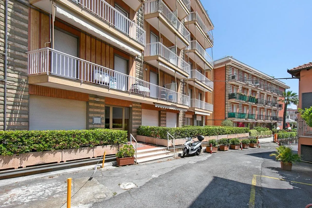 Casa Cabana - 200M From The Sea - Happy Rentals Alassio 0*,